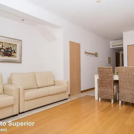 Akisol Marina Apartmán *